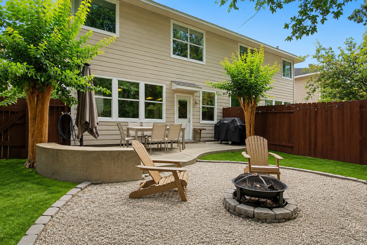 55 Ledgestone Place Property Photo 47