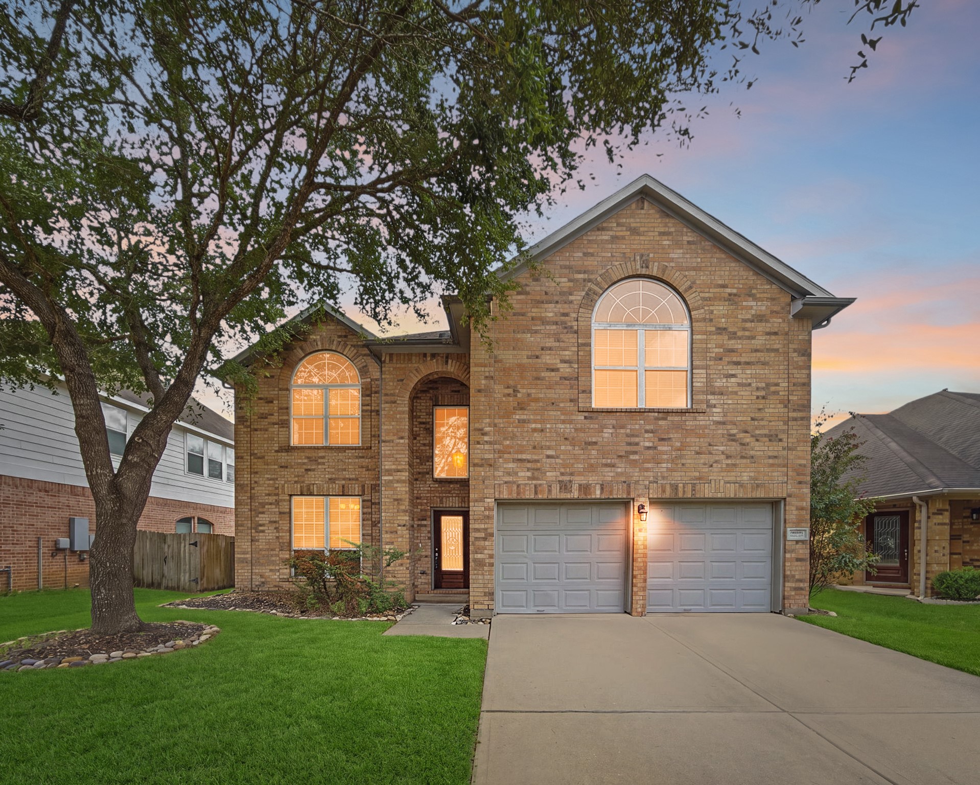 26707 Richwood Oaks Drive Property Photo 1