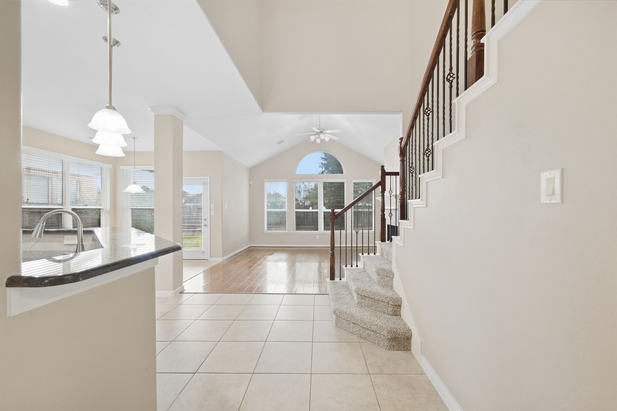 26707 Richwood Oaks Drive Property Photo 4