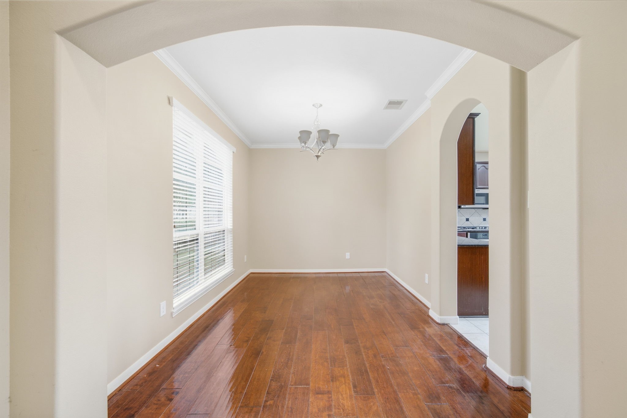 26707 Richwood Oaks Drive Property Photo 5