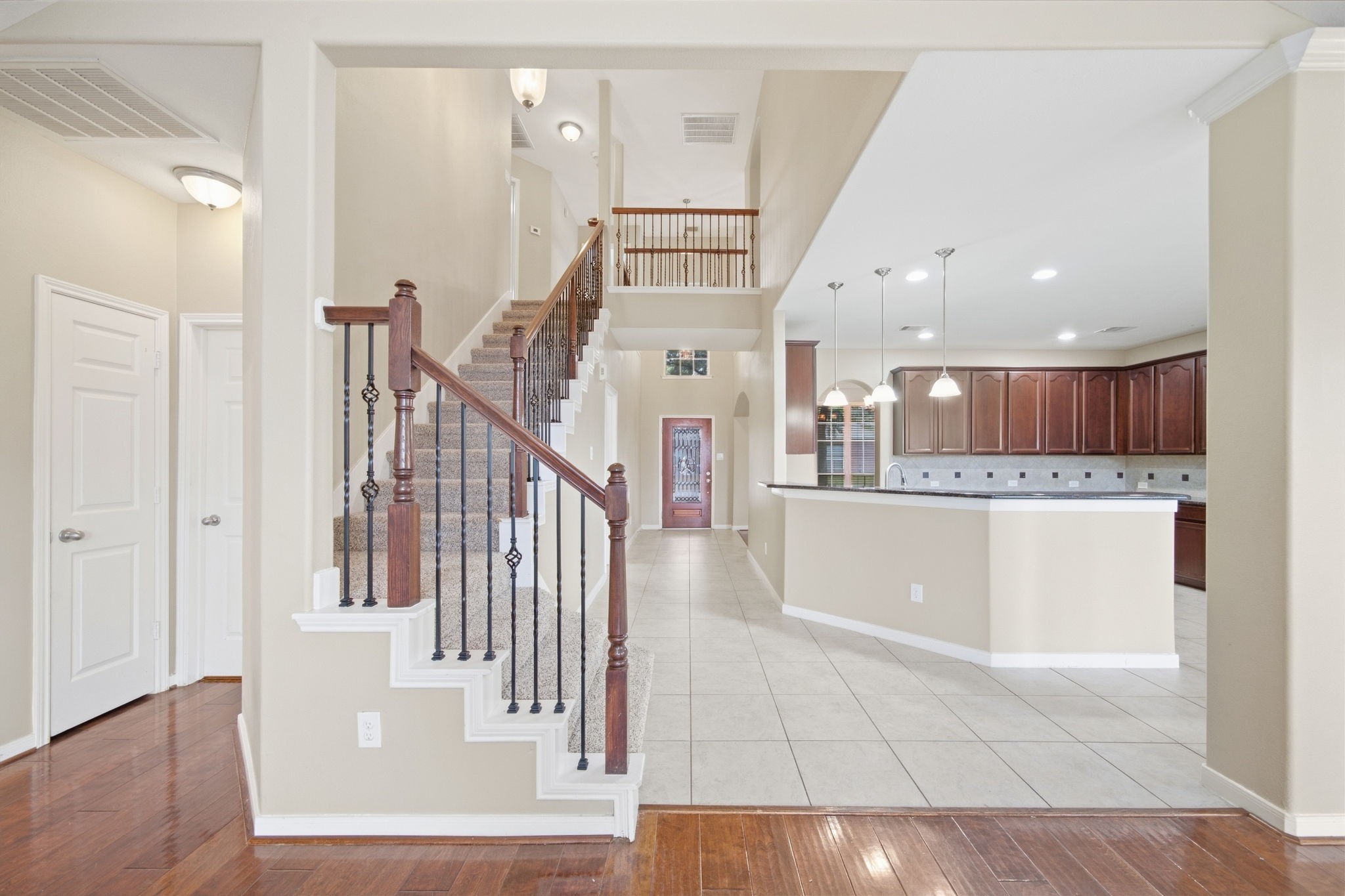 26707 Richwood Oaks Drive Property Photo 7