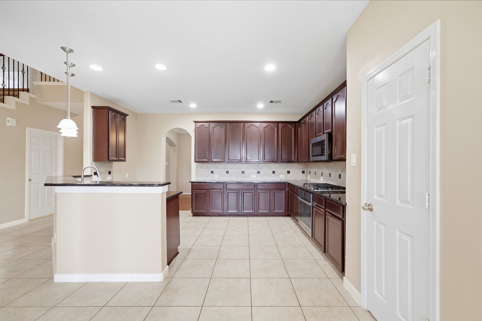 26707 Richwood Oaks Drive Property Photo 9