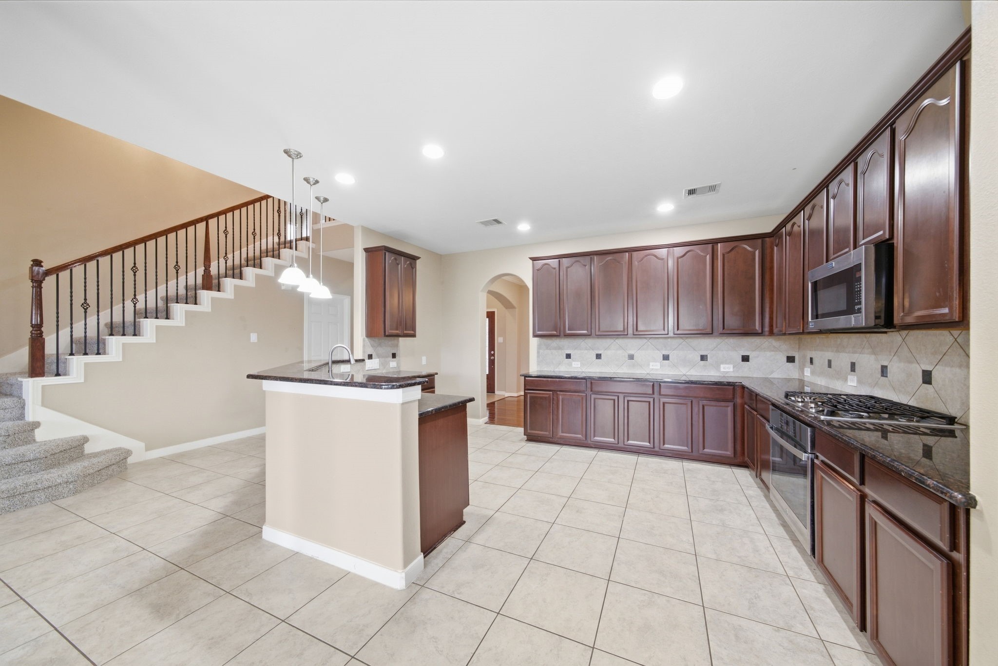 26707 Richwood Oaks Drive Property Photo 10