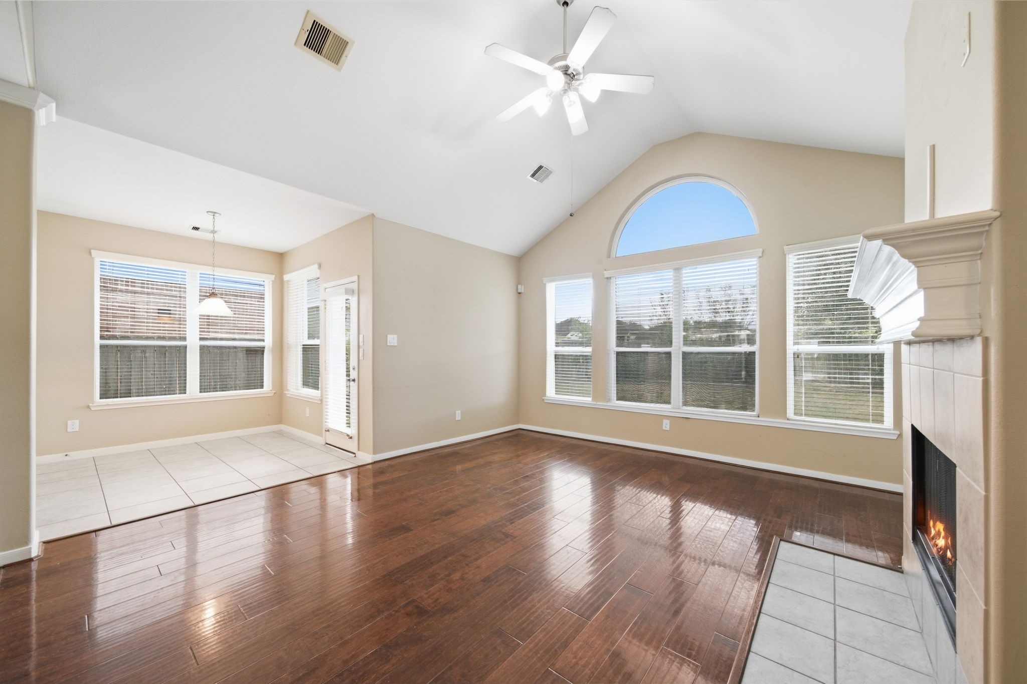26707 Richwood Oaks Drive Property Photo 18