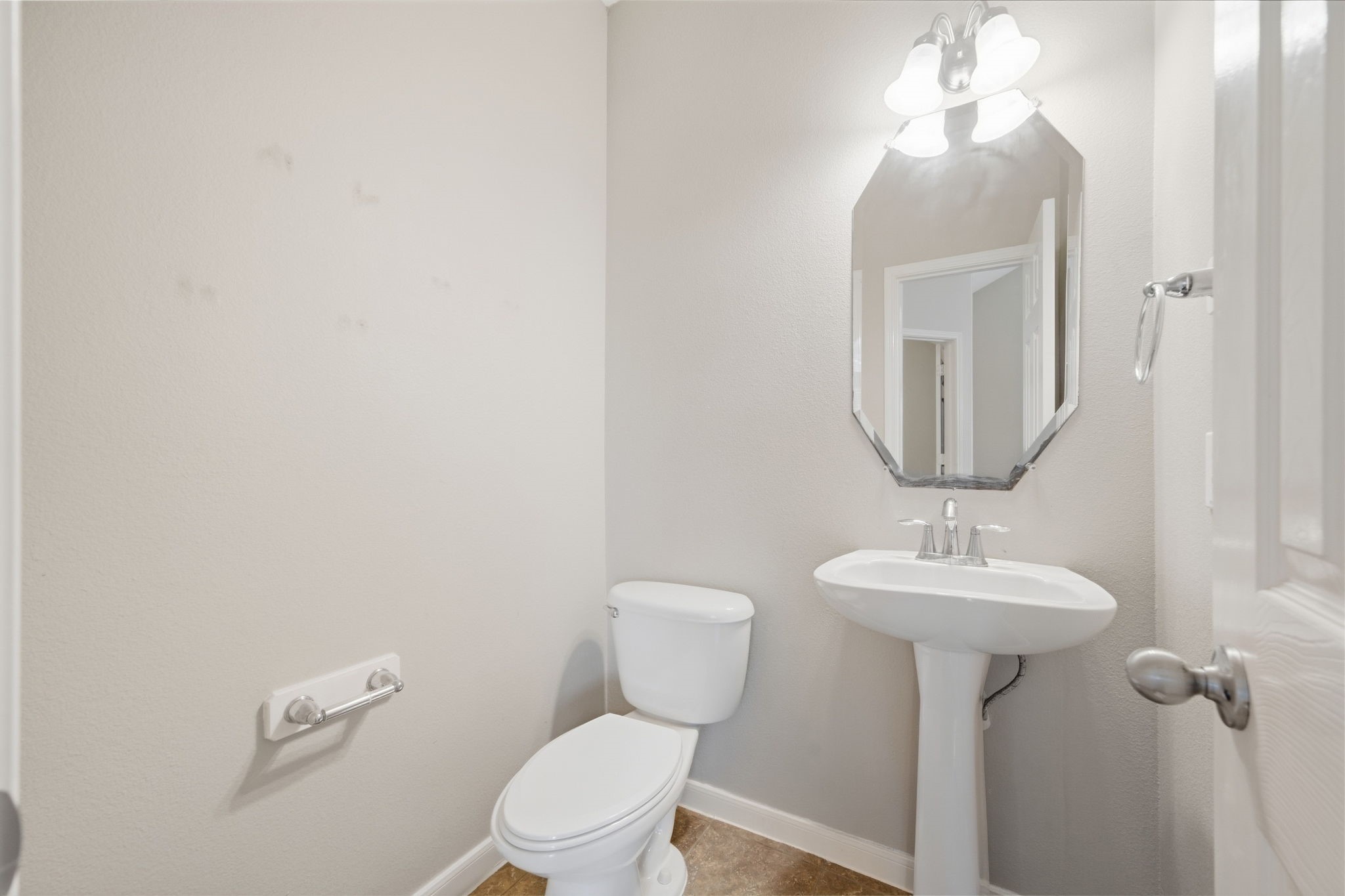 26707 Richwood Oaks Drive Property Photo 19