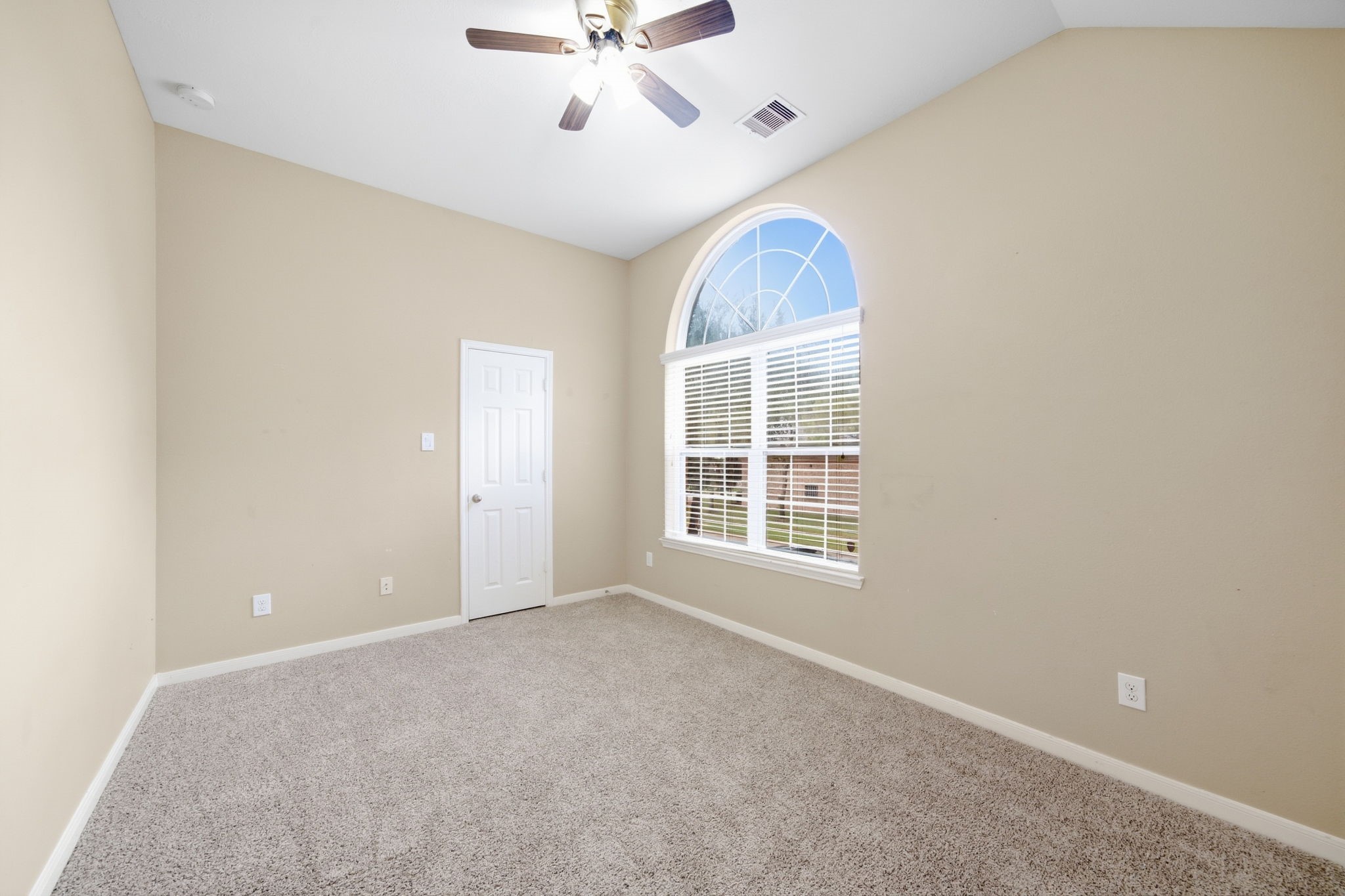 26707 Richwood Oaks Drive Property Photo 33