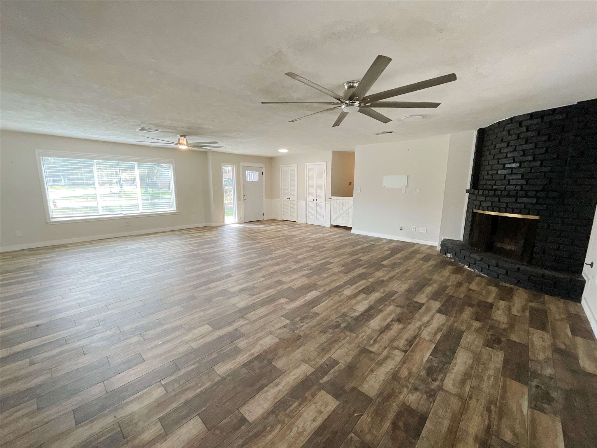 443 Bayou View Drive Property Photo 5