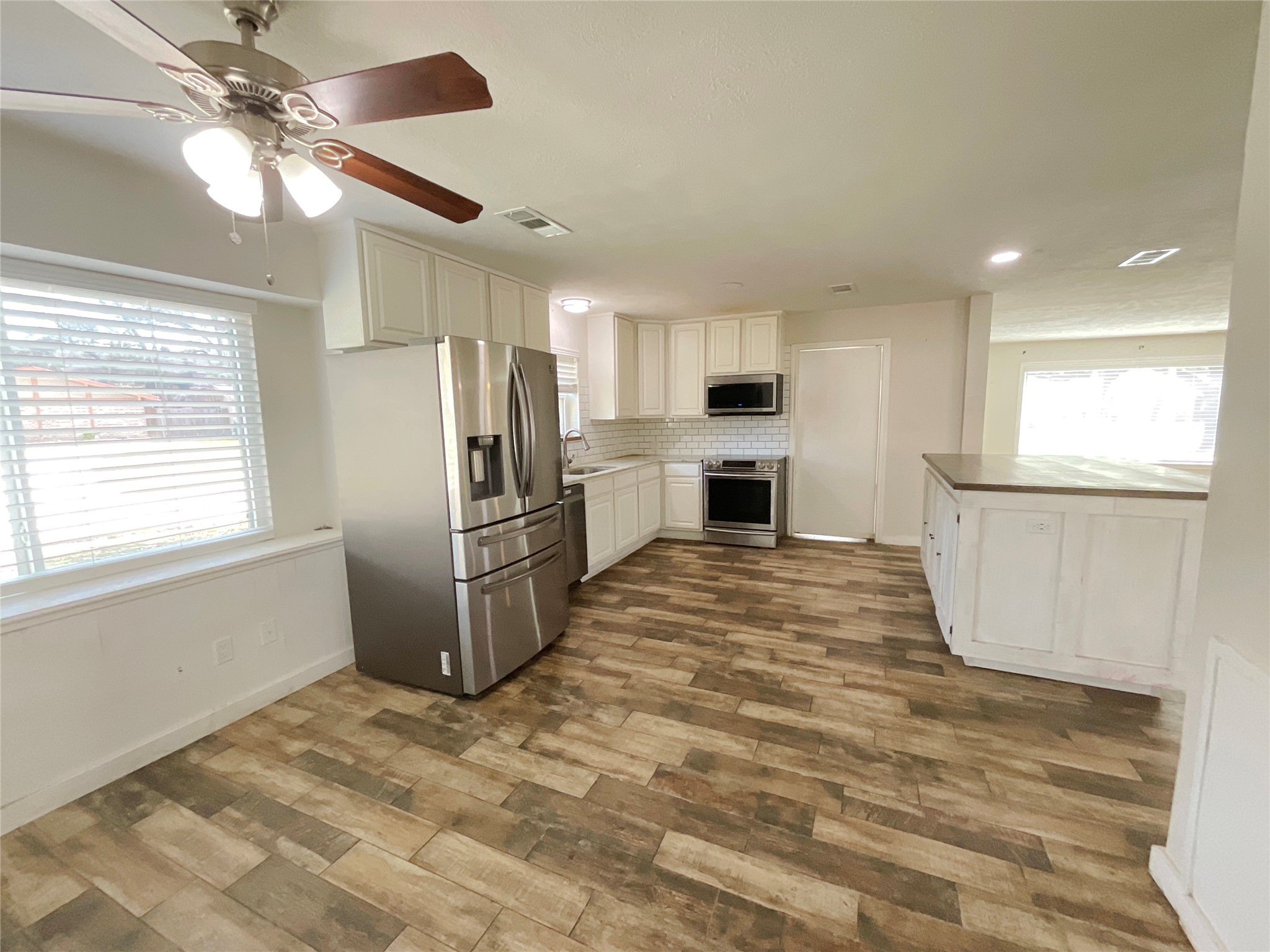 443 Bayou View Drive Property Photo 15