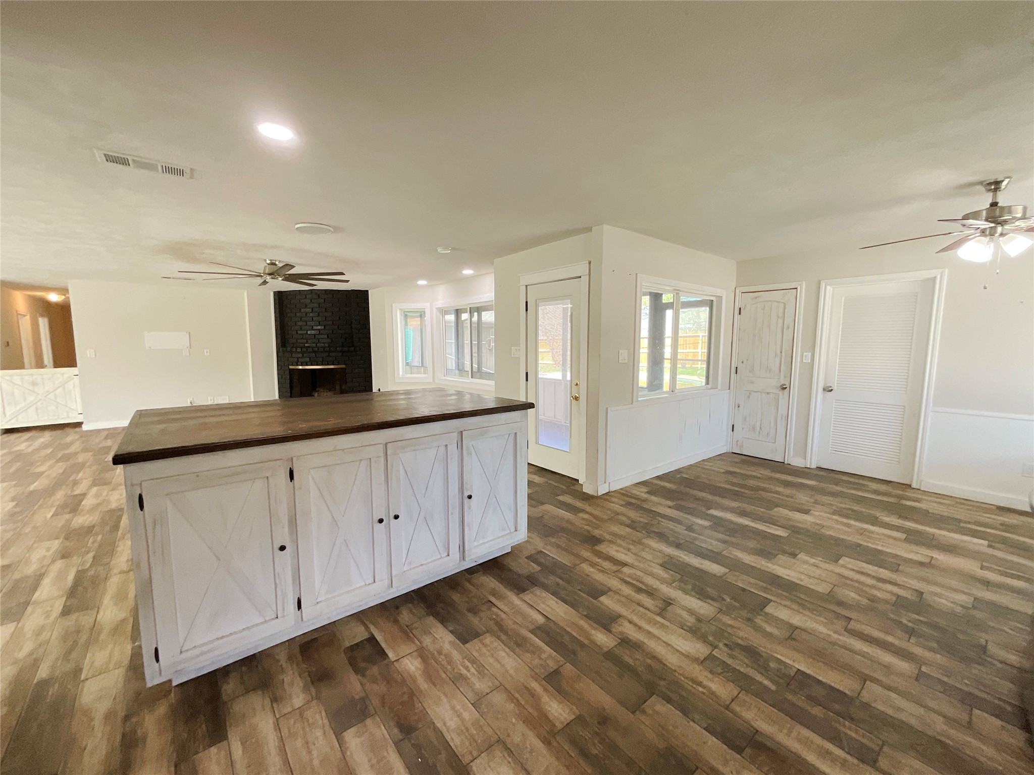 443 Bayou View Drive Property Photo 16