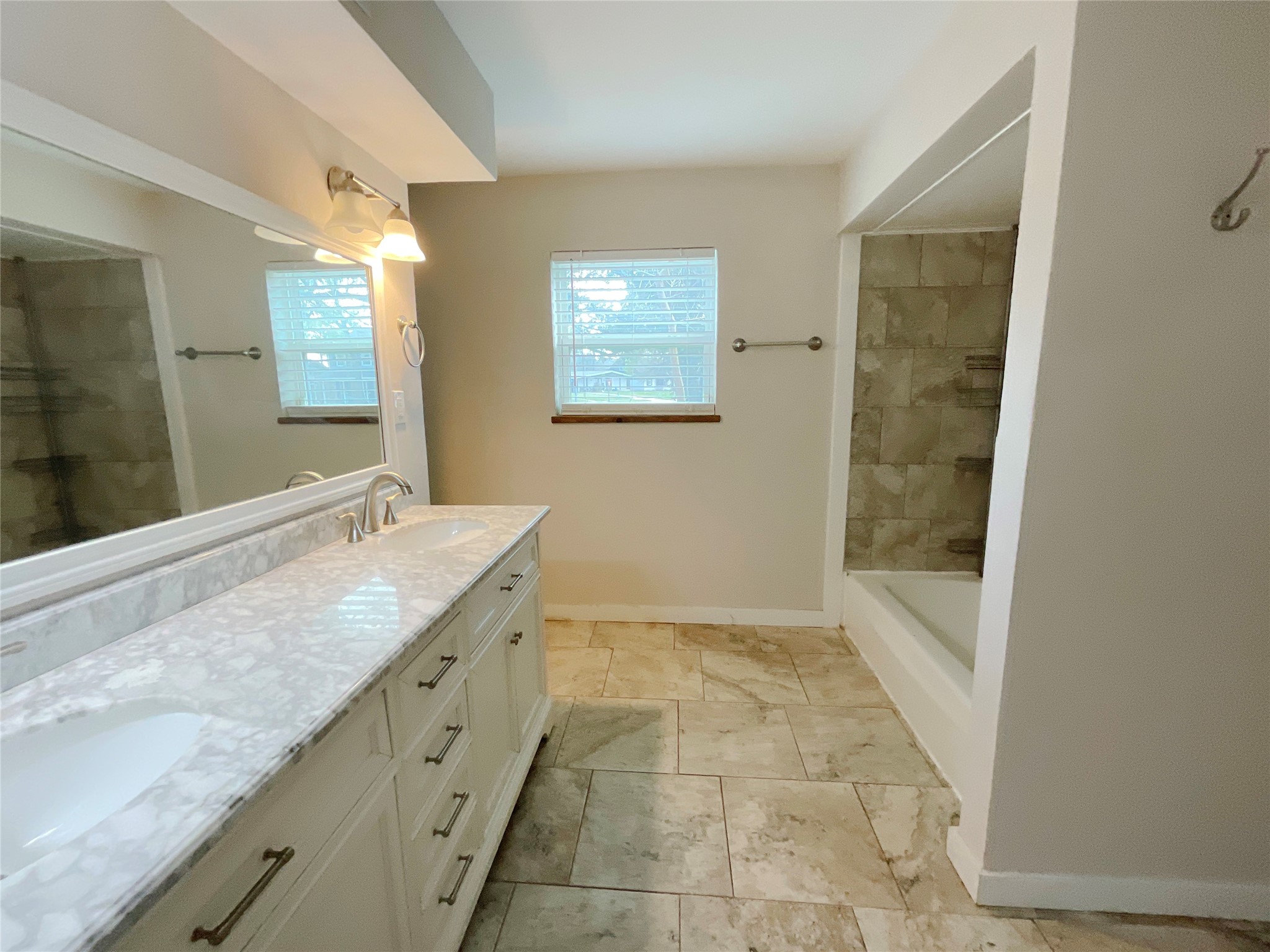 443 Bayou View Drive Property Photo 27