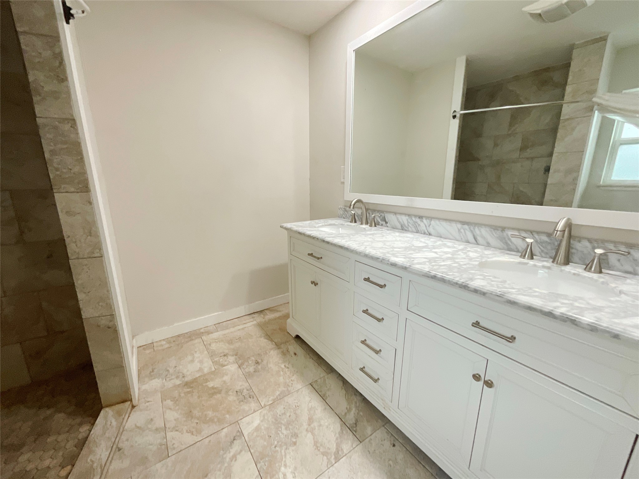443 Bayou View Drive Property Photo 31