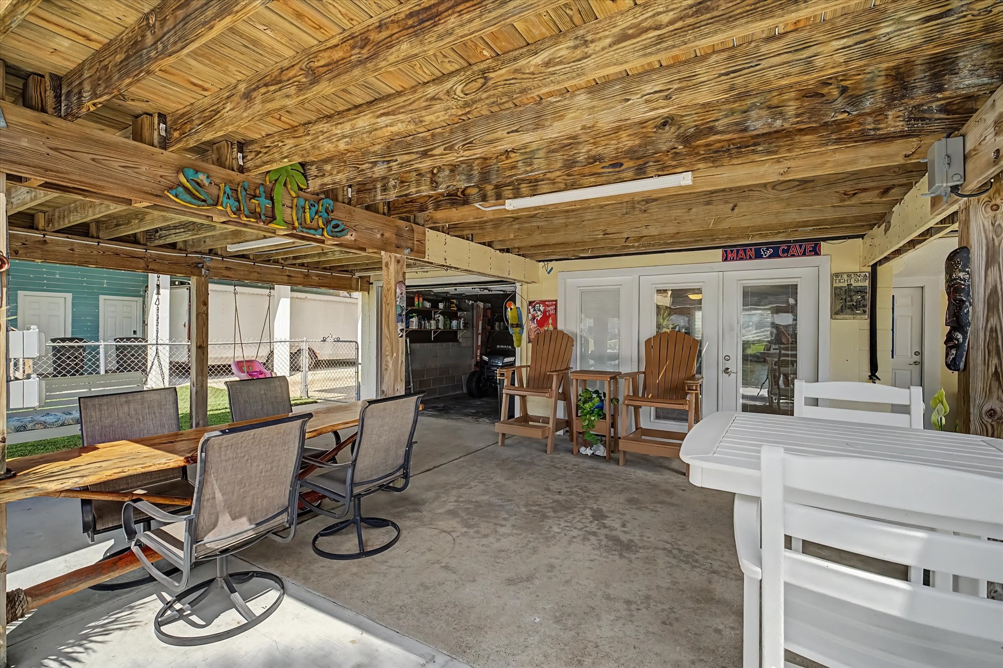 273 Barracuda Street Property Photo 8