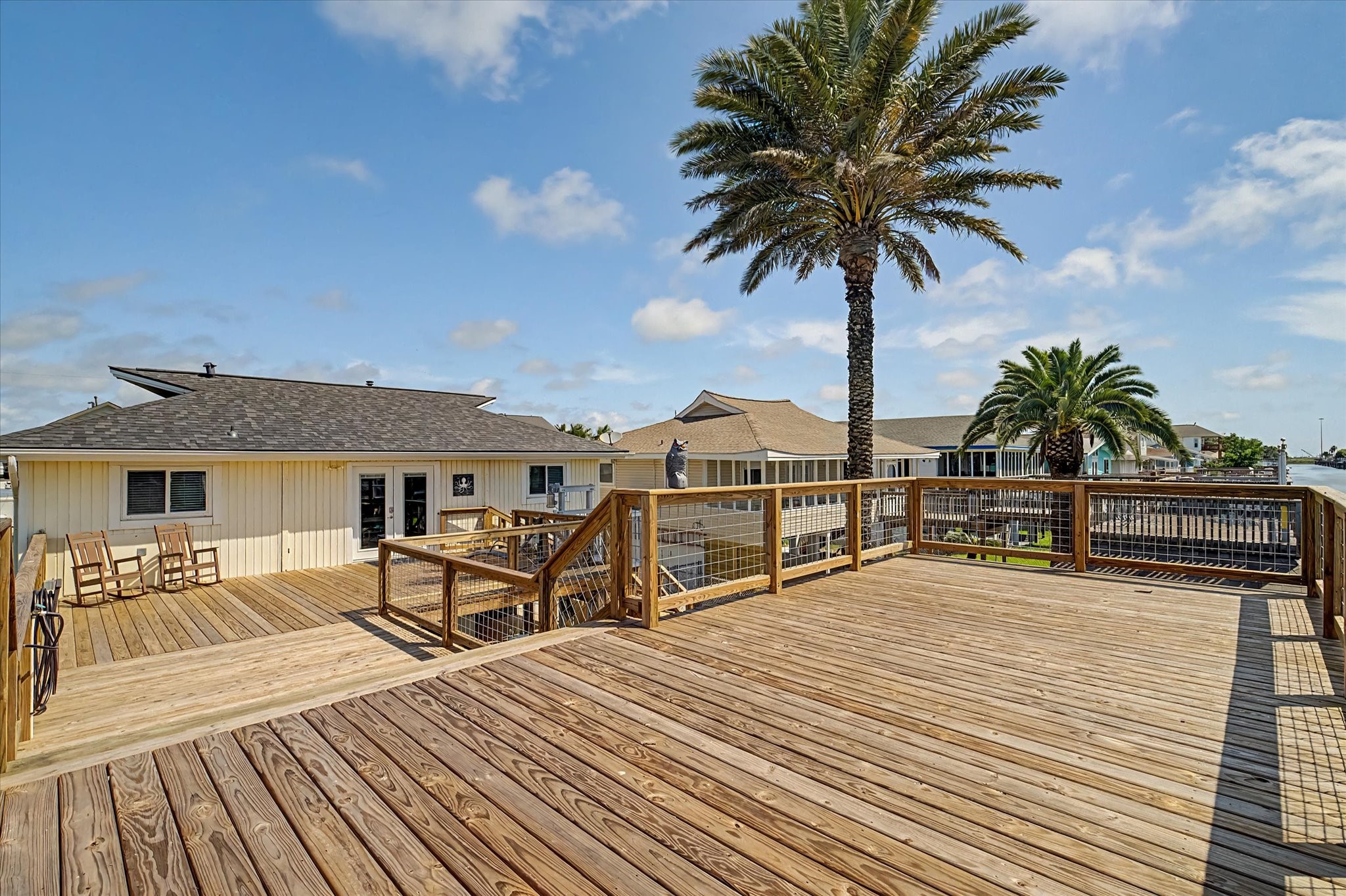 273 Barracuda Street Property Photo 15