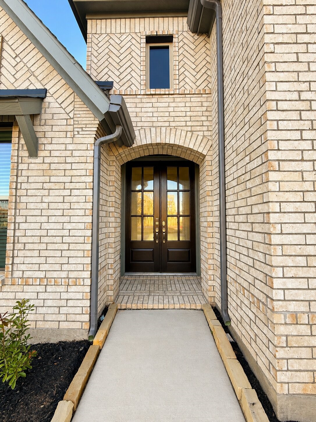 10519 Bright Cloud Drive Property Photo 2