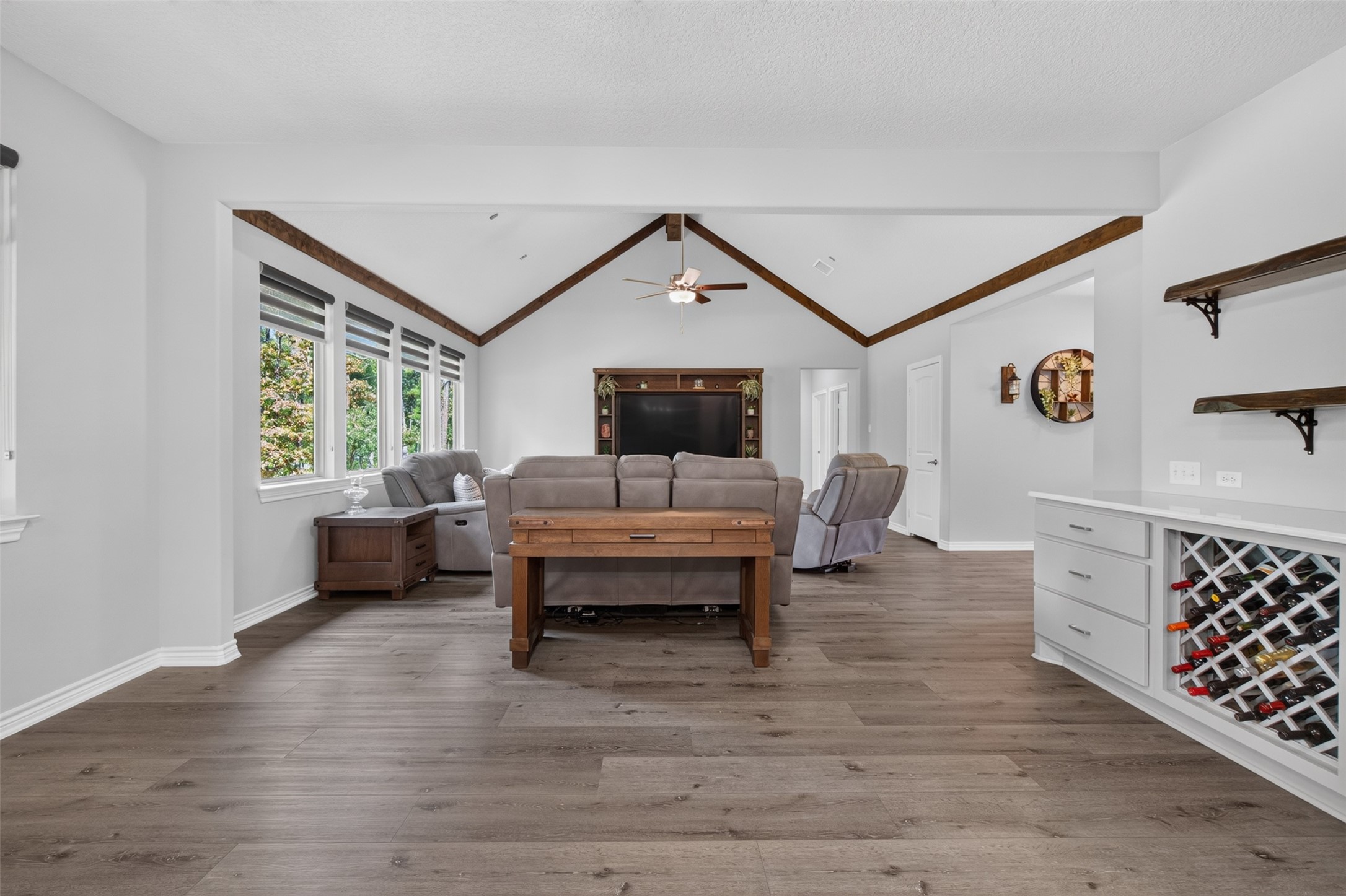 15741 Forest Grove Drive Property Photo 12