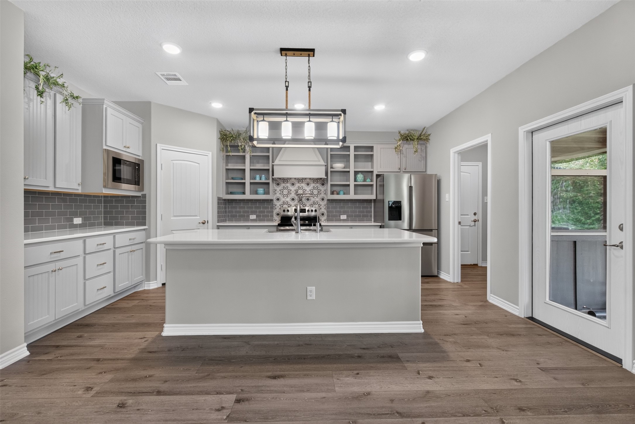 15741 Forest Grove Drive Property Photo 15