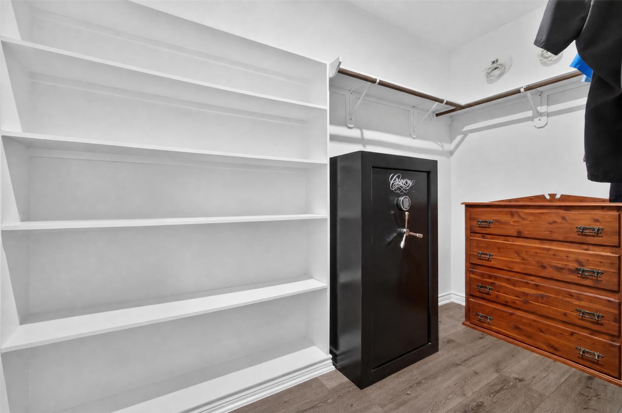 15741 Forest Grove Drive Property Photo 23