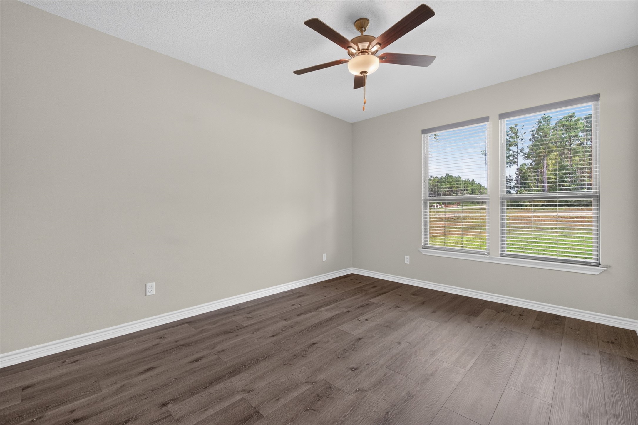 15741 Forest Grove Drive Property Photo 30