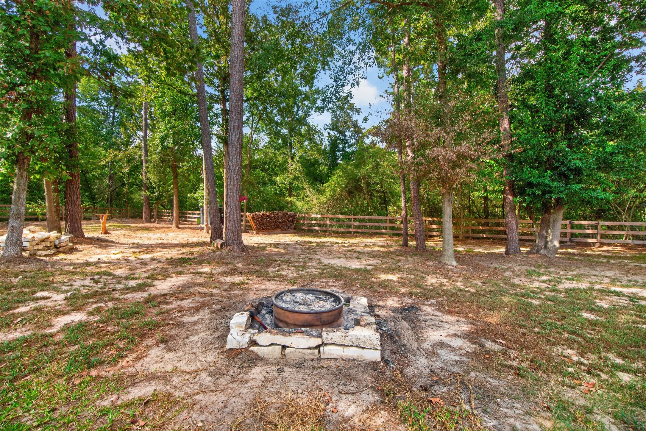 15741 Forest Grove Drive Property Photo 42
