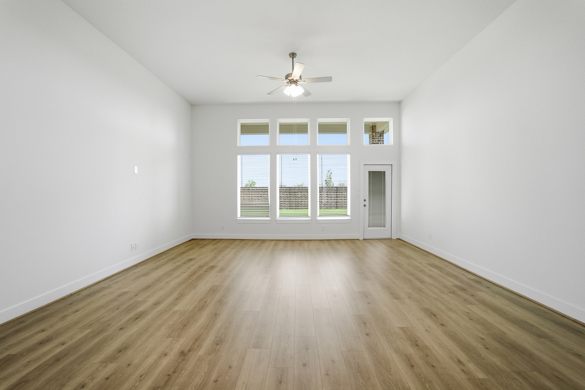 1168 Sunlit Circle Property Photo 14