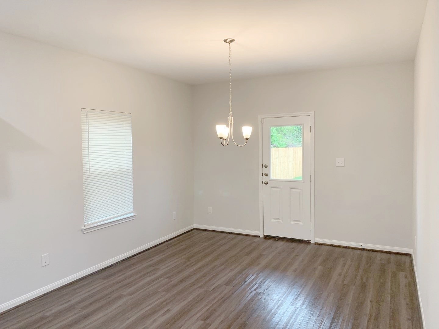 9026 Everglade B Property Photo 5