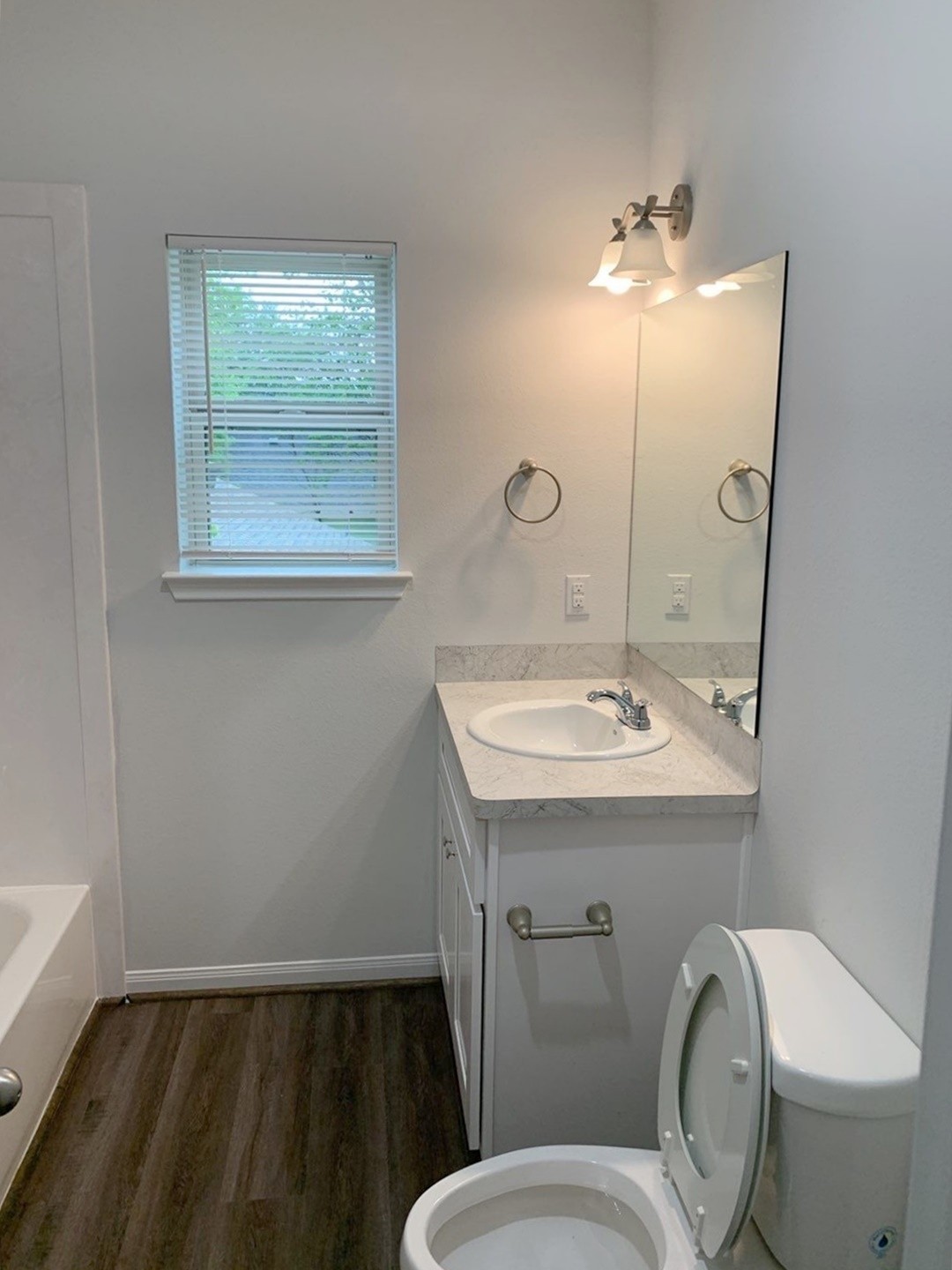 9026 Everglade B Property Photo 12