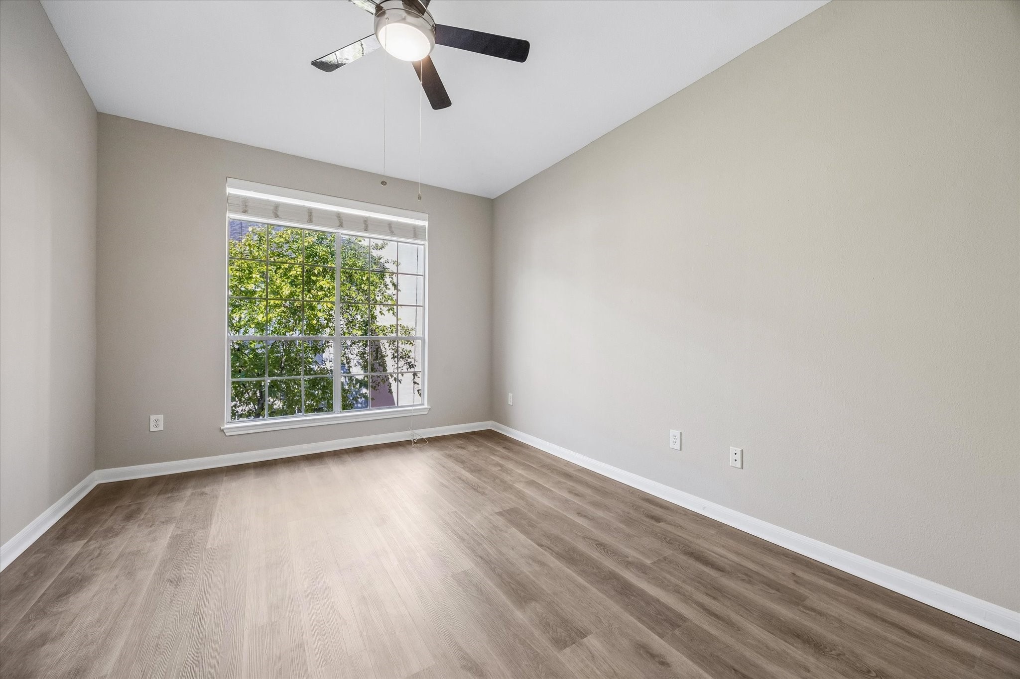 5353 Memorial Drive 1017 Property Photo 5