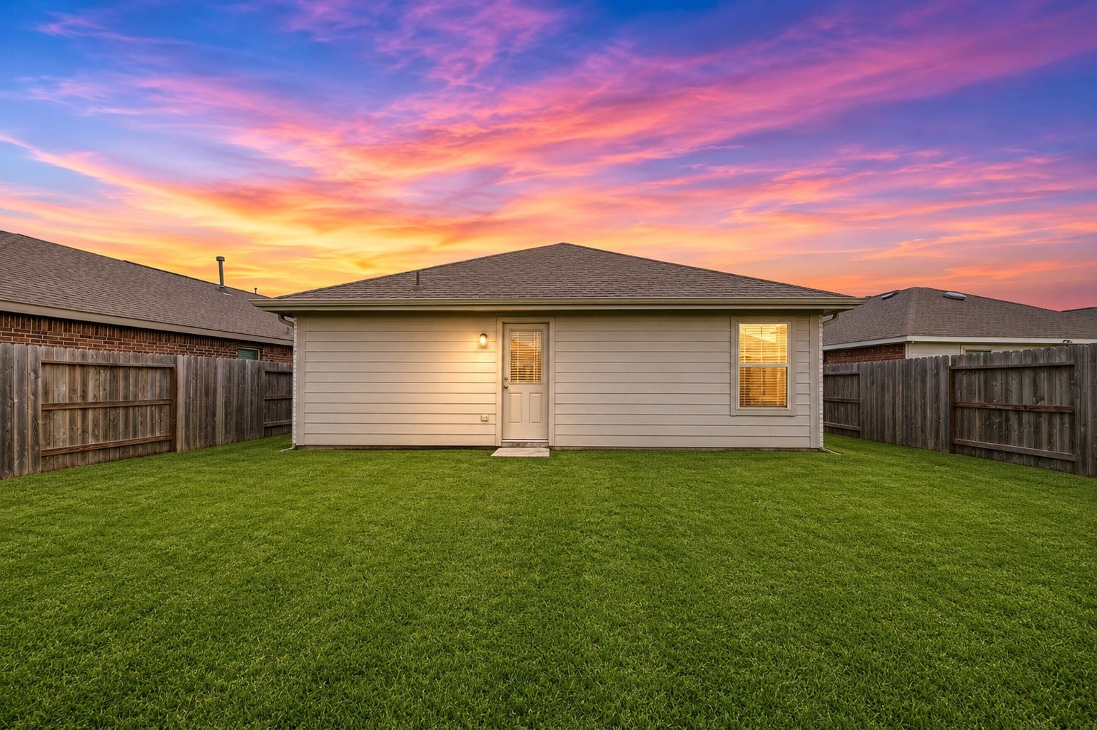 26918 Winward Creek Trail Property Photo 3