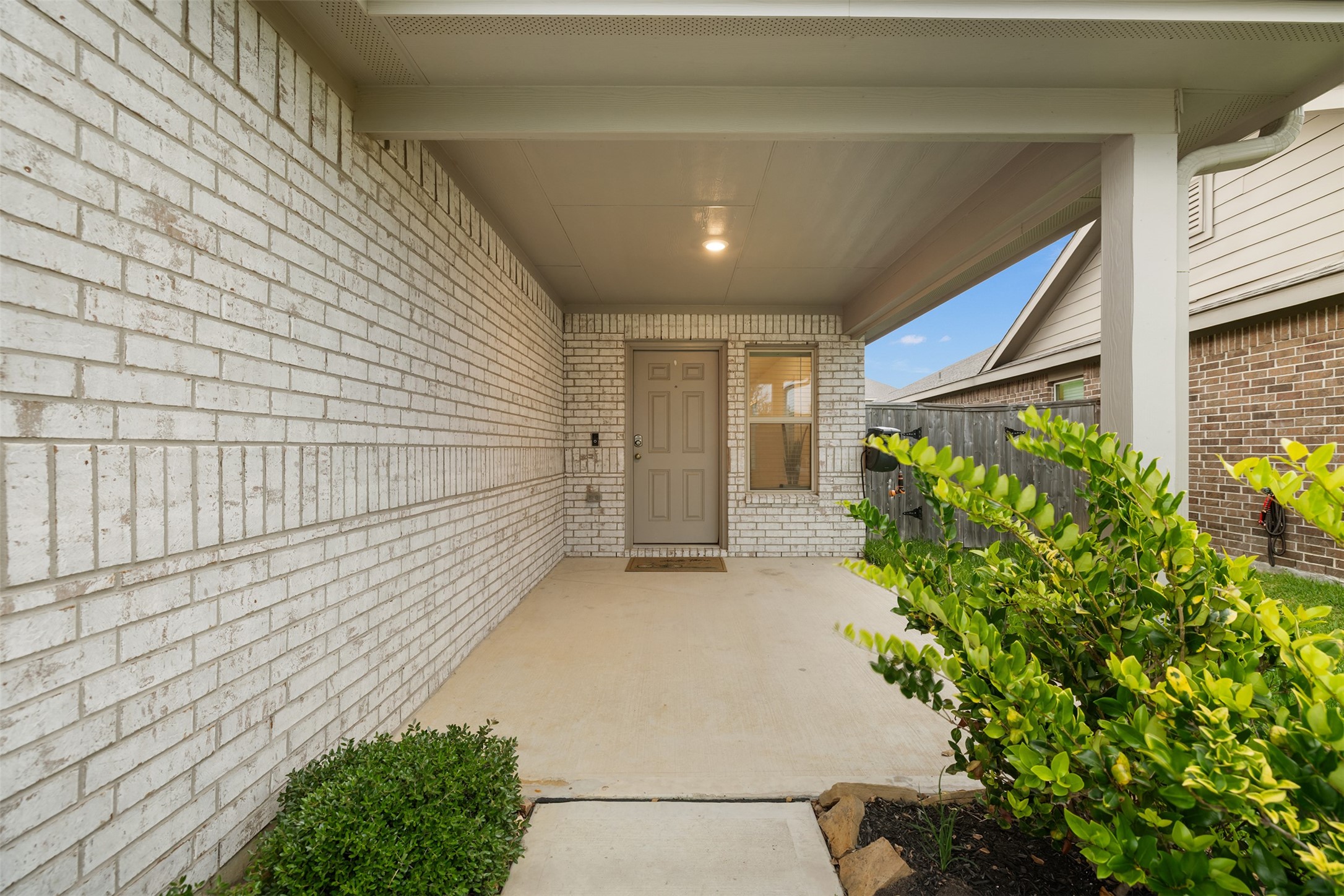 26918 Winward Creek Trail Property Photo 6