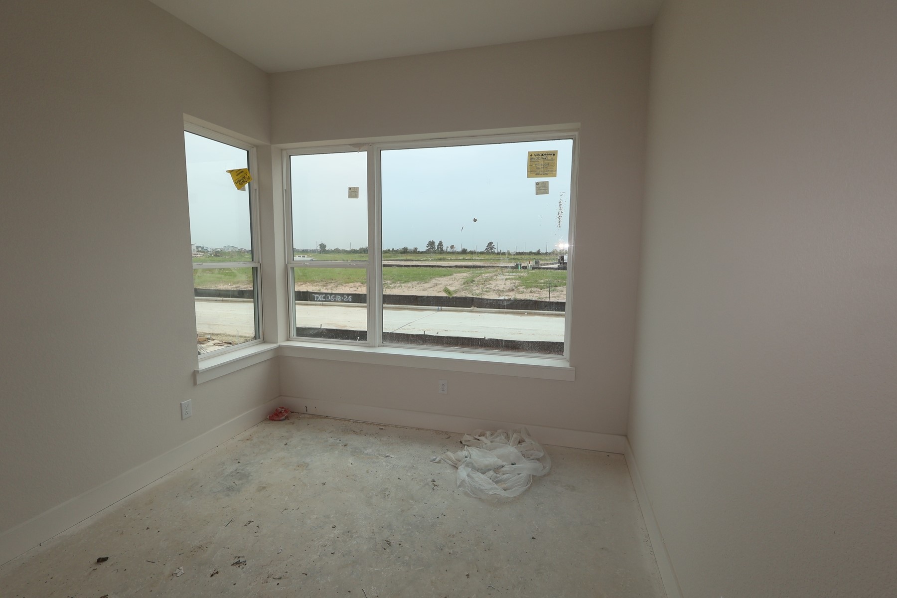 12114 Trailing Twilight Drive Property Photo 11