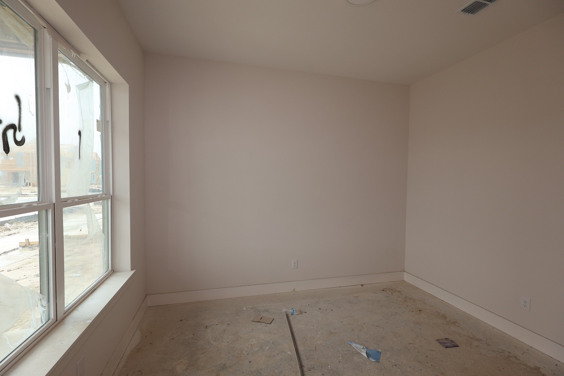 12114 Trailing Twilight Drive Property Photo 12