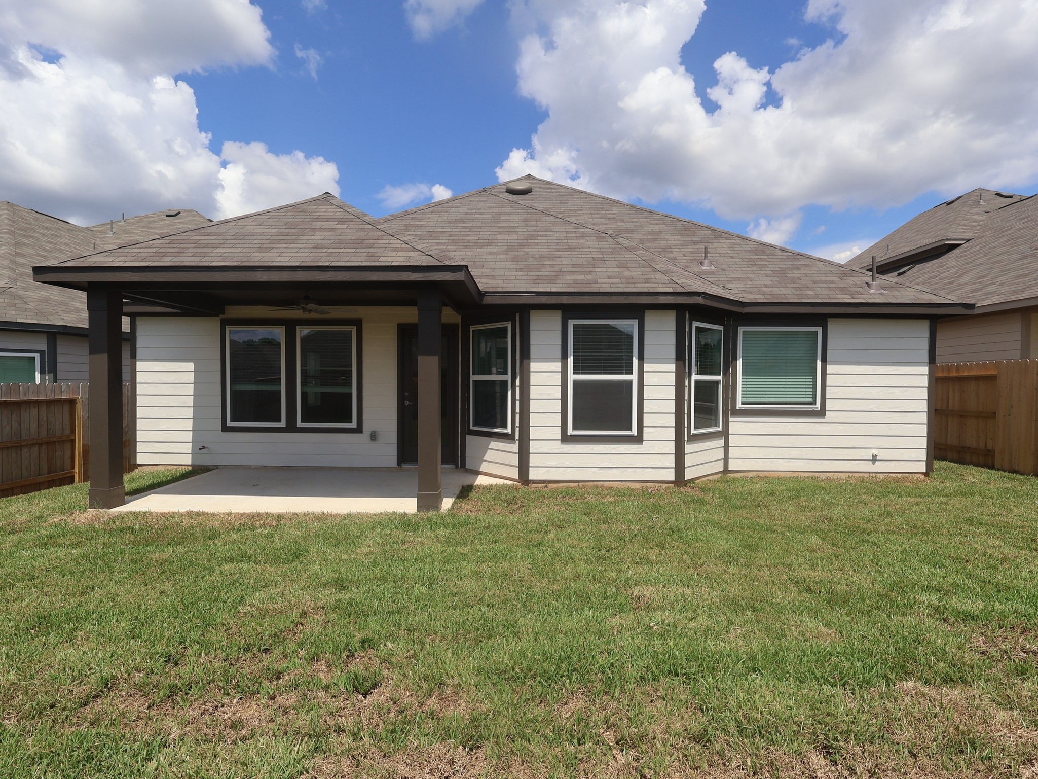 16819 Zavala Way Property Photo 16