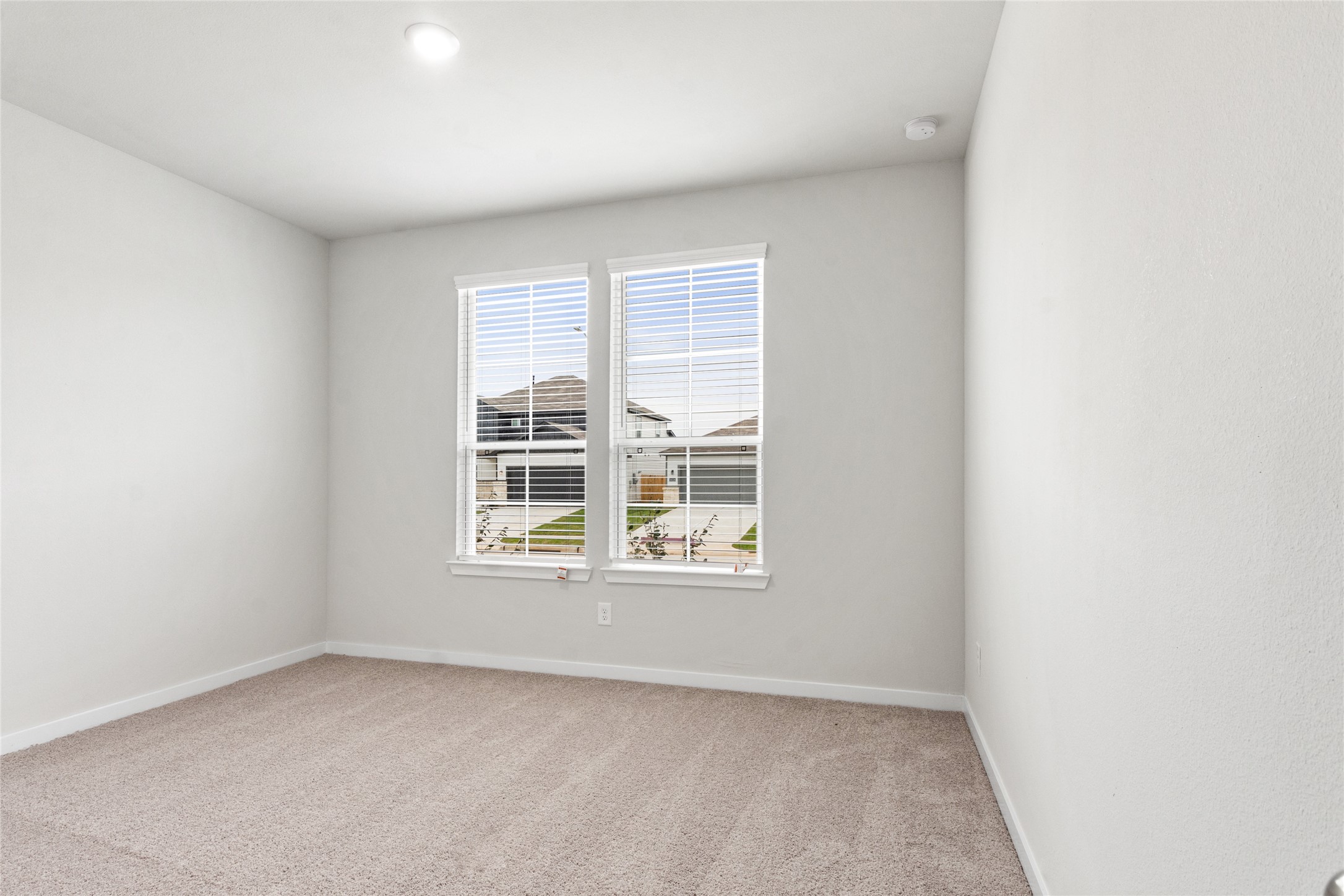 30223 Fledged Wing Drive Property Photo 14