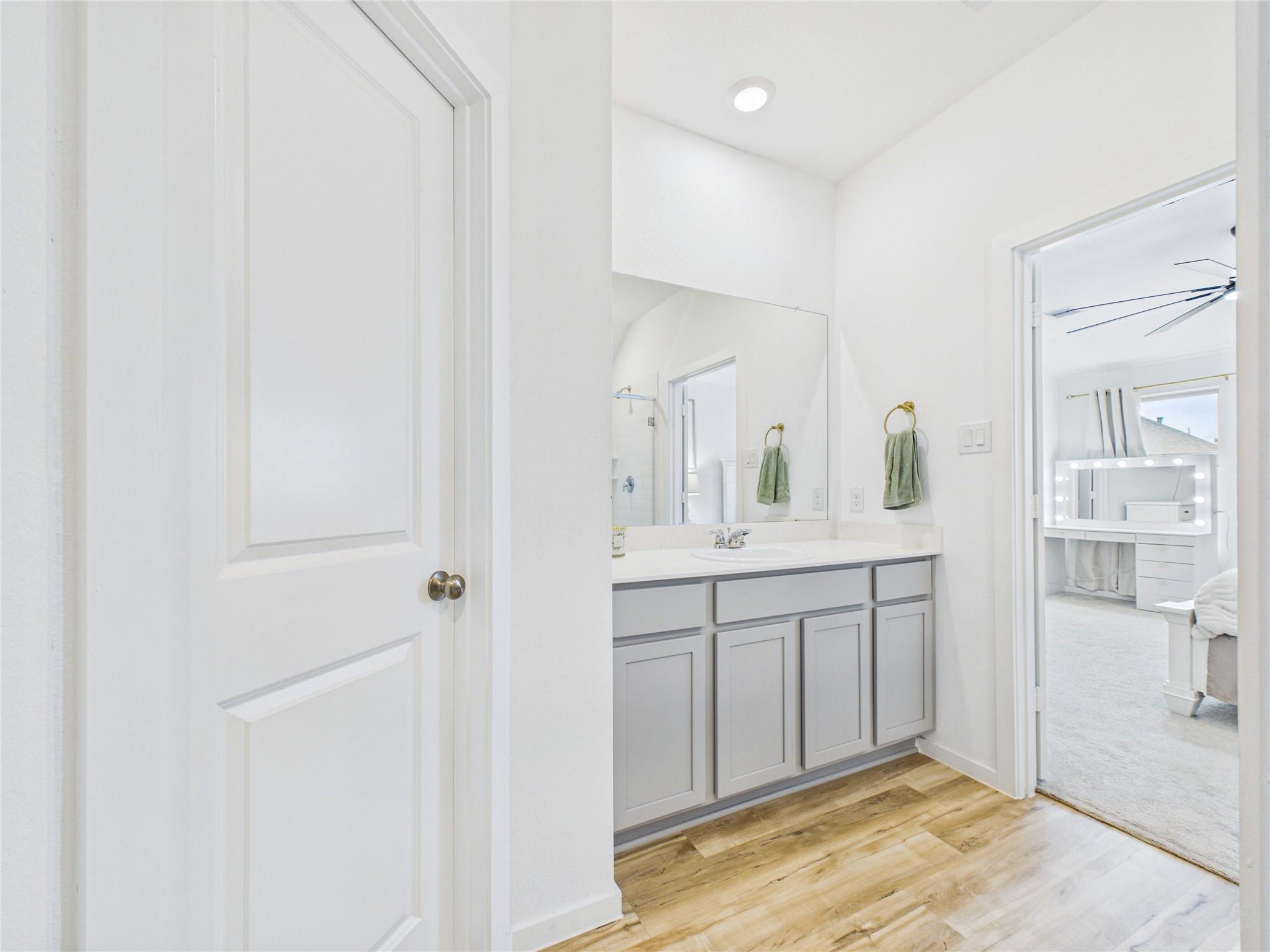 4323 Banfield Hills Lane, Baytown Tx 77521 Property Photo 16