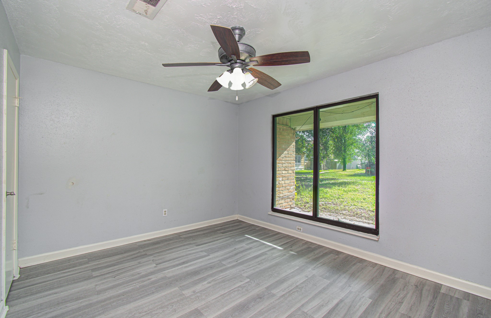 5710 Easthampton Drive C Property Photo 10