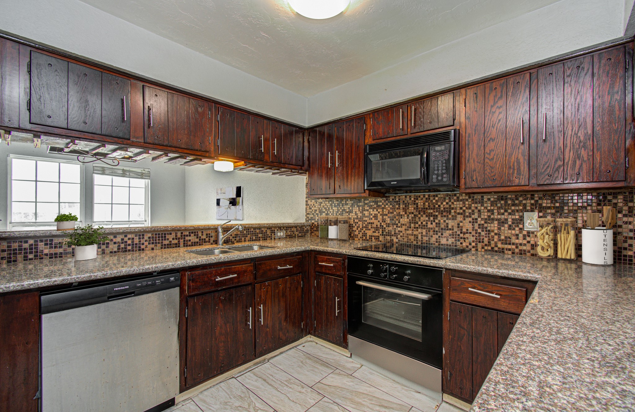 5710 Easthampton Drive C Property Photo 13
