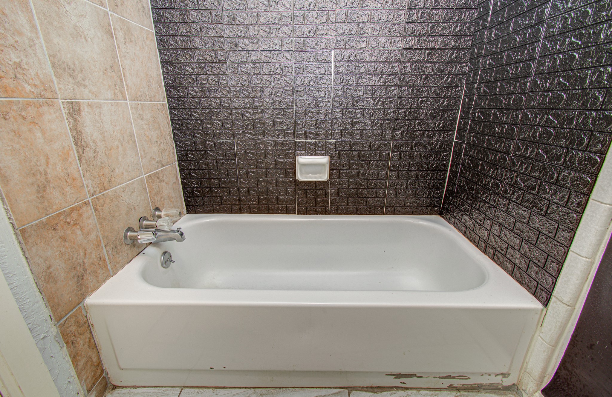 5710 Easthampton Drive C Property Photo 27