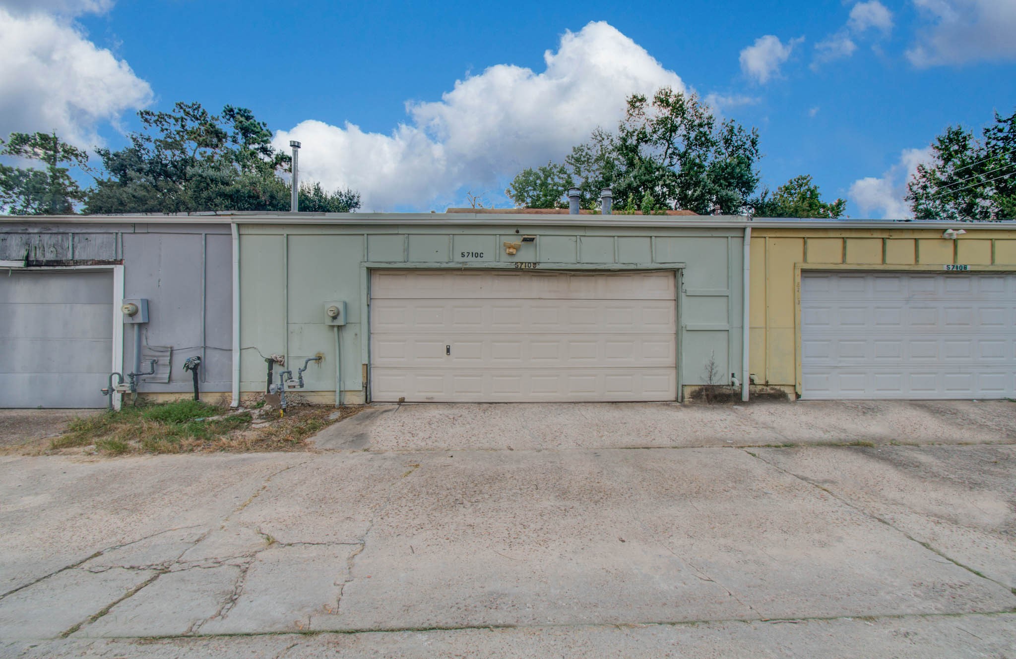 5710 Easthampton Drive C Property Photo 34