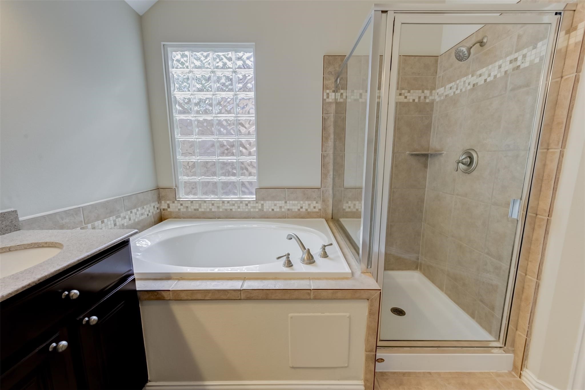 13751 Crested Iris Drive Property Photo 14
