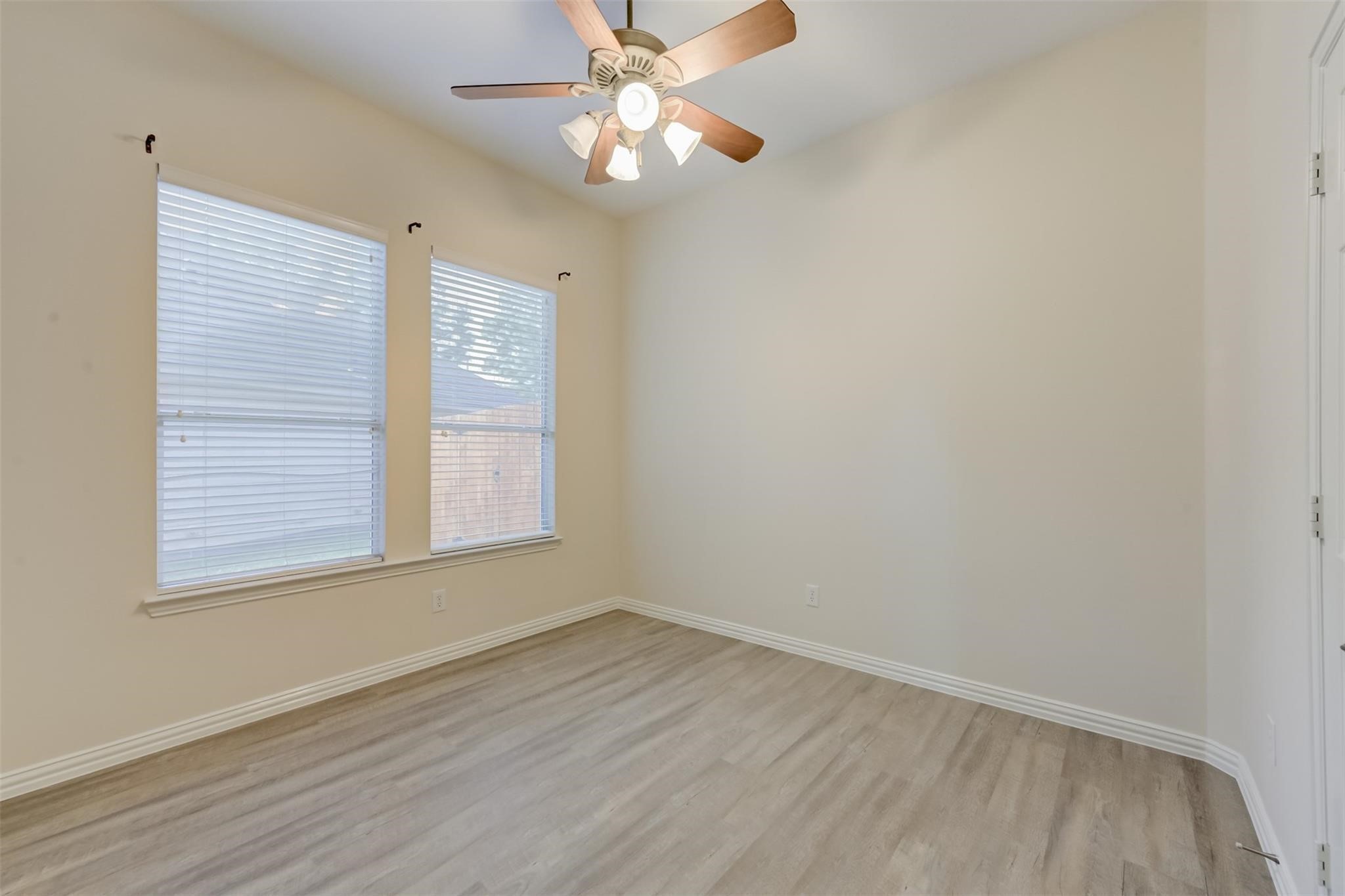 13751 Crested Iris Drive Property Photo 17