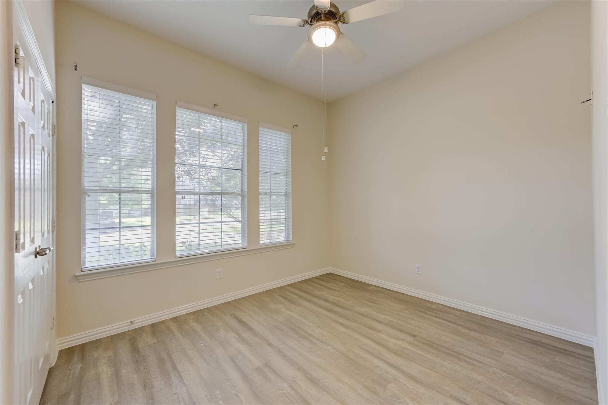 13751 Crested Iris Drive Property Photo 20