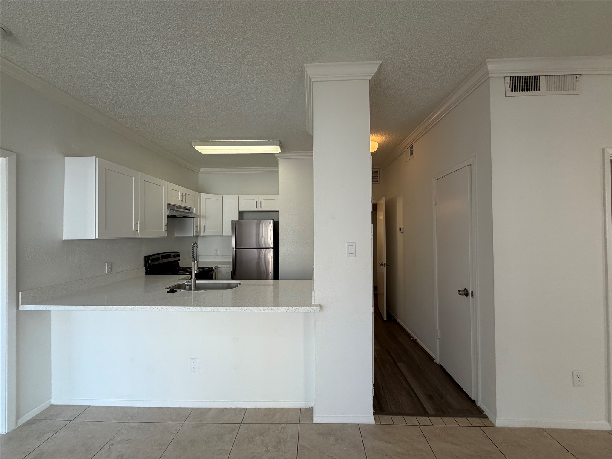 2710 Grants Lake Boulevard C4 Property Photo 4