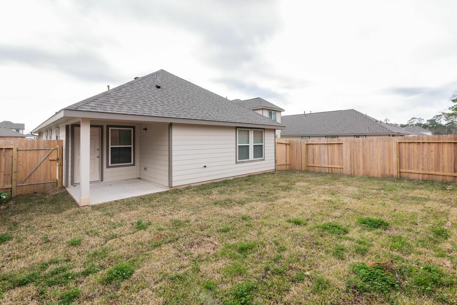 22091 Cascade Mountain Drive Property Photo 2