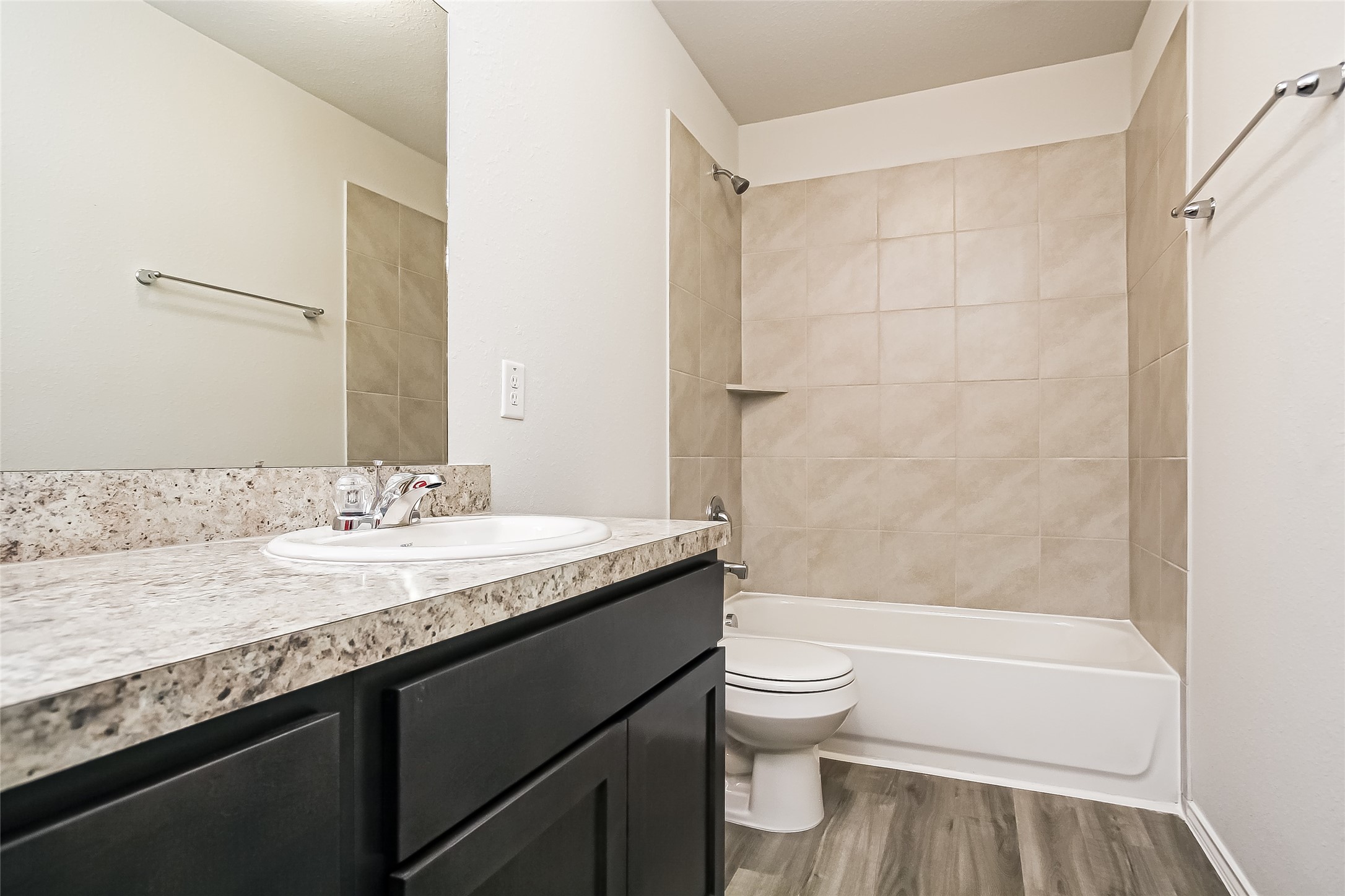 22091 Cascade Mountain Drive Property Photo 12