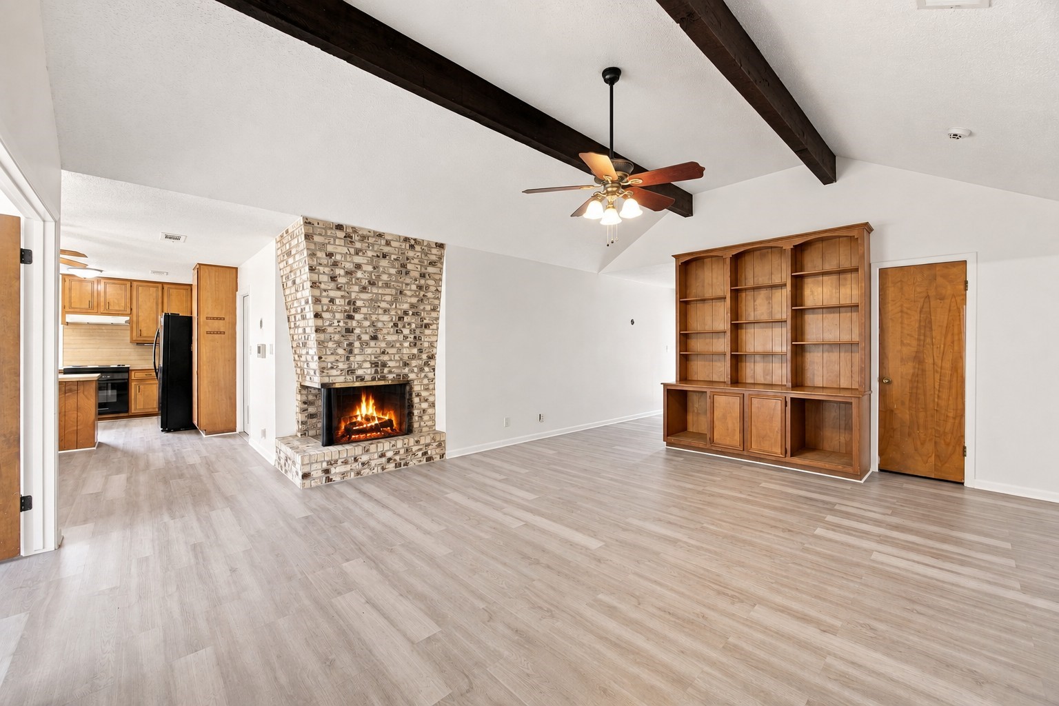 201 Yuma Drive Property Photo 4