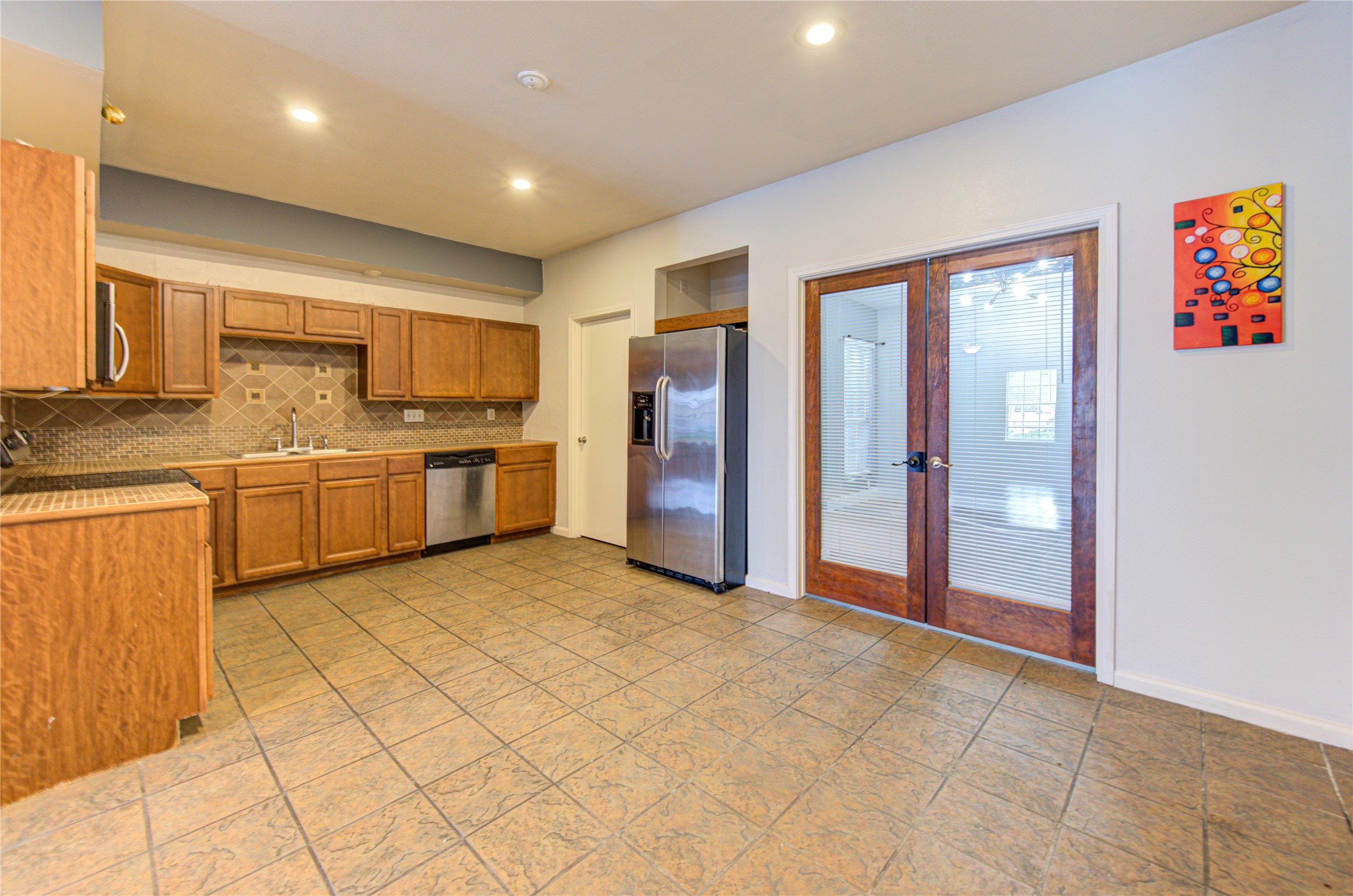940 Wycliffe Drive 2 Property Photo 15