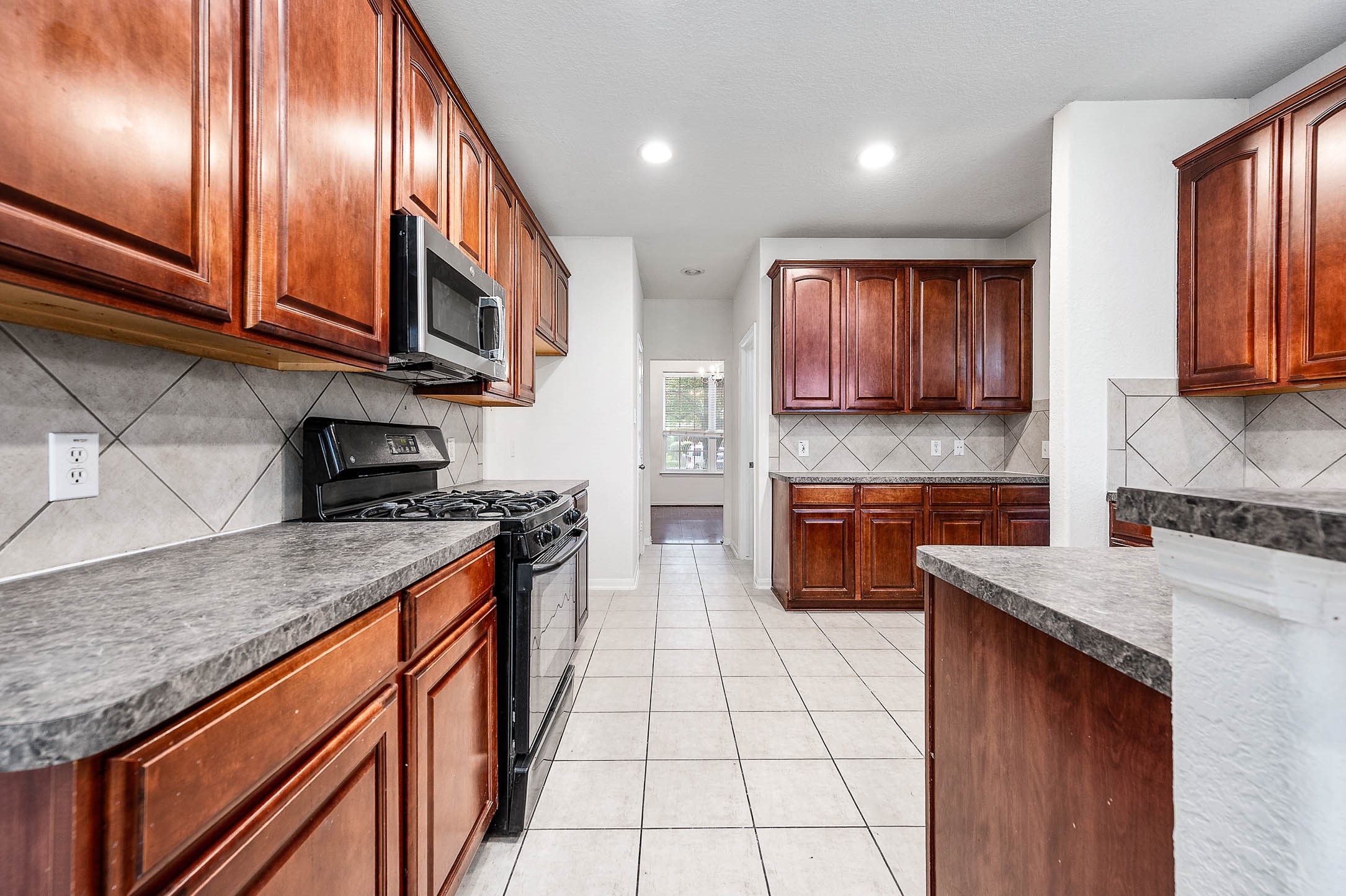 2032 Creek Shore Lane Property Photo 10