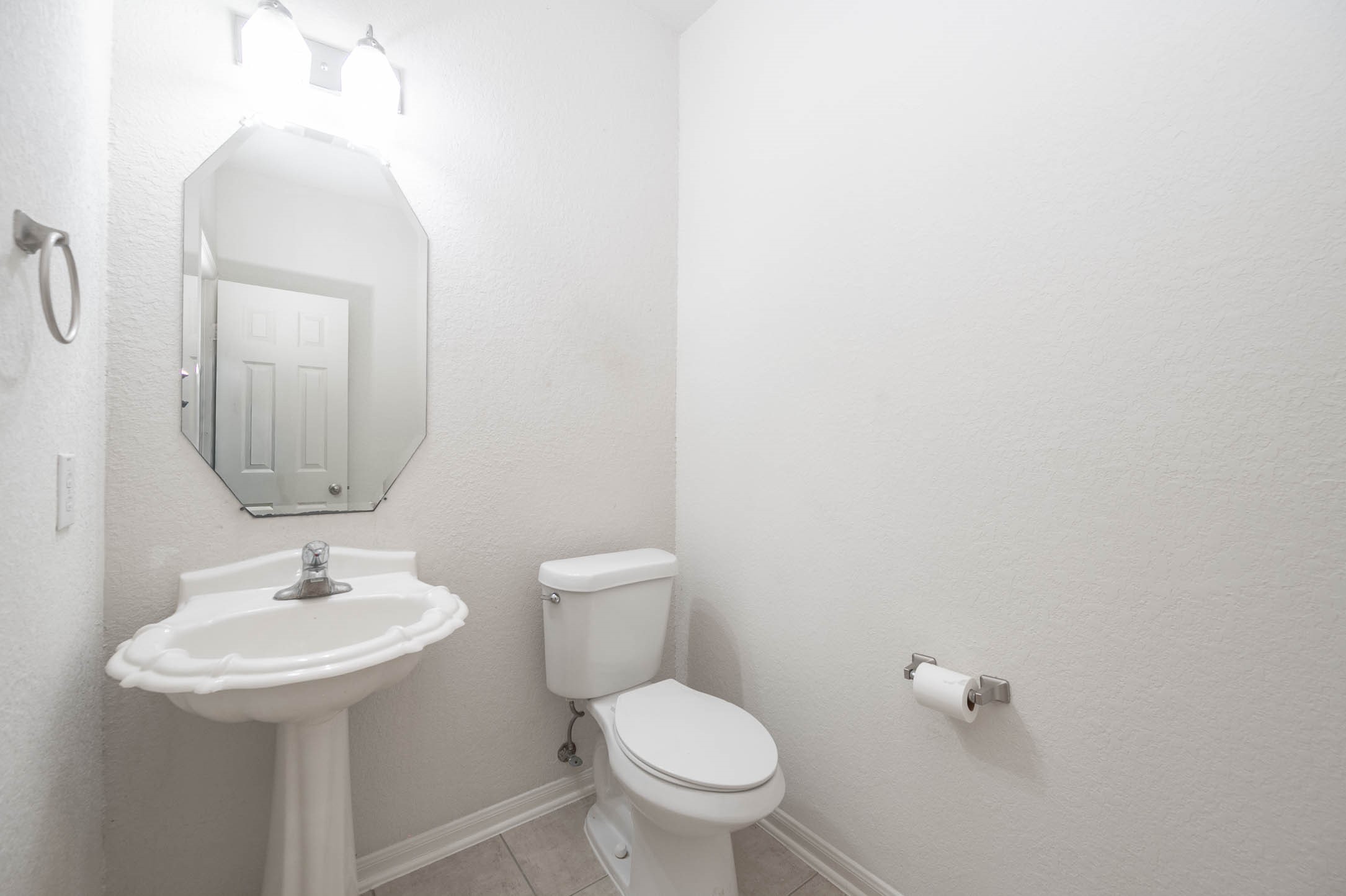 2032 Creek Shore Lane Property Photo 15