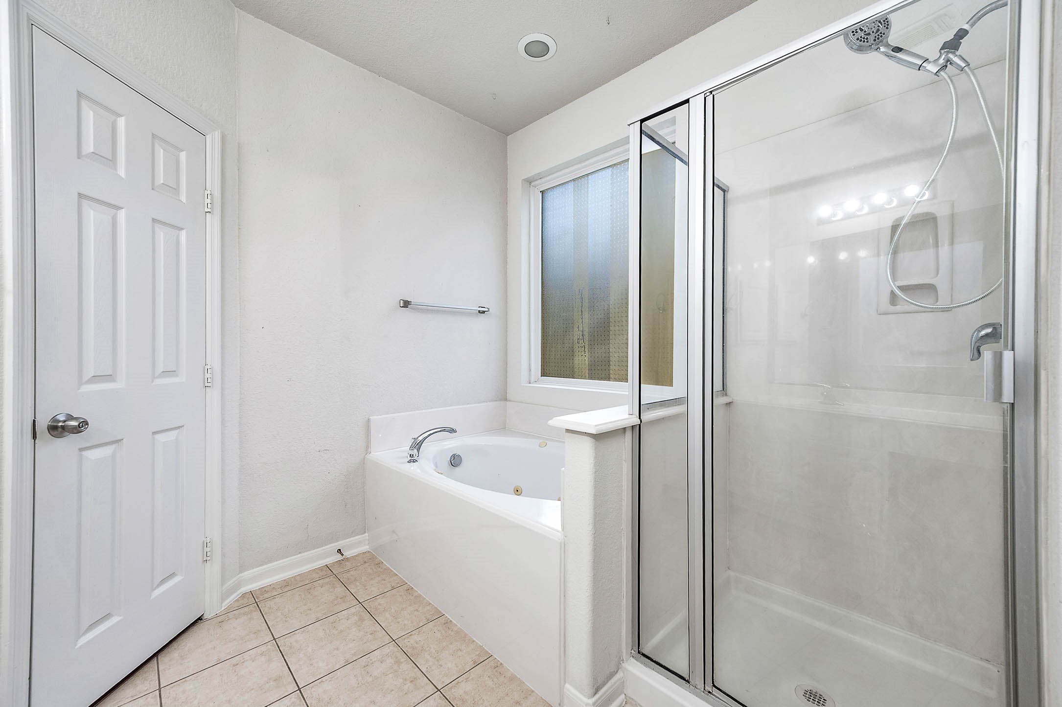 2032 Creek Shore Lane Property Photo 17