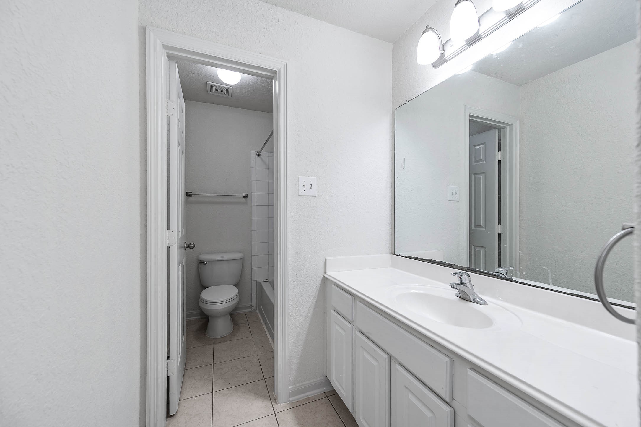 2032 Creek Shore Lane Property Photo 22